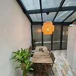 Cosy Parisian Apartment With A Patio In The Chic 16Th District